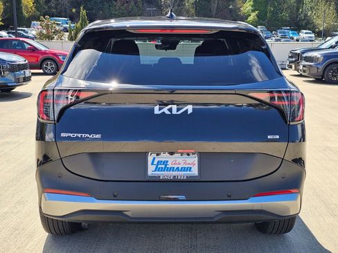 New 2026 Kia Sportage S AWD/4WD image 6