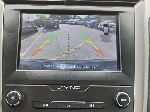 Used 2020 Ford Fusion SEL image 14