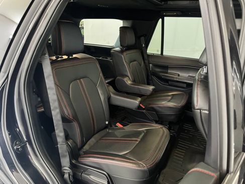 Used 2021 Ford Expedition Limited AWD/4WD image 22