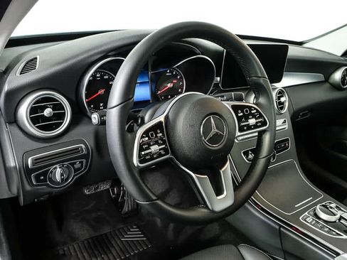 Used 2020 Mercedes-Benz C 300 Sedan image 4
