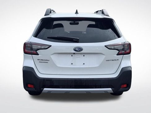 Used 2023 Subaru Outback Limited AWD/4WD image 7