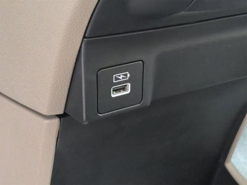 Used 2023 Honda Odyssey EX-L image 32