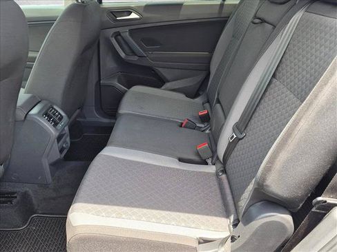 Used 2019 Volkswagen Tiguan S w/ Driver Assistance Package FWD image 16