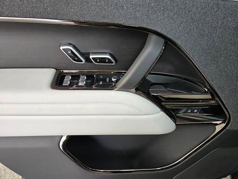 New 2026 Land Rover Range Rover Sport SE AWD/4WD image 20