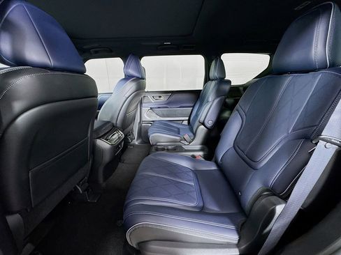 New 2026 INFINITI QX80 4WD w/ Sport Exterior Package image 31