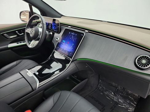 Certified 2026 Mercedes-Benz EQE 320+ SUV image 20