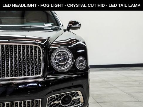 Used 2018 Bentley Mulsanne RWD image 4