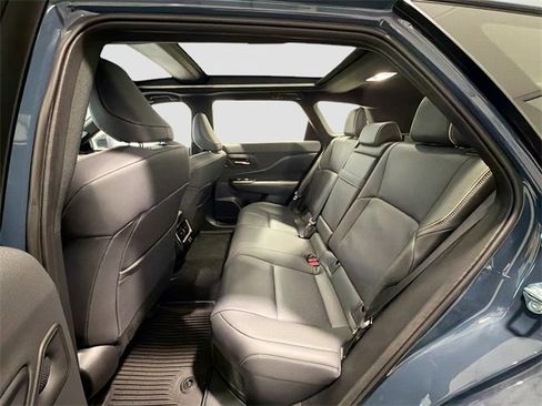 New 2025 Toyota Crown Signia image 20