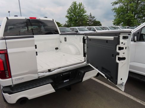 New 2025 Ford F150 Lariat w/ Equipment Group 502A High image 7