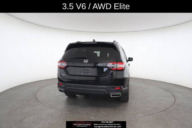 Used 2024 Honda Pilot Elite image 16