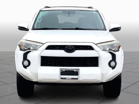Used 2019 Toyota 4Runner SR5 Premium image 3