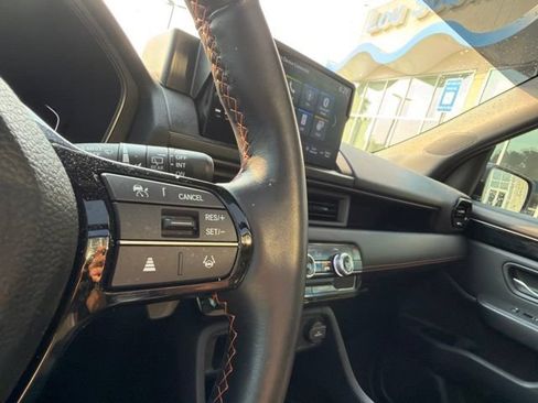 Certified 2025 Honda Pilot TrailSport image 22