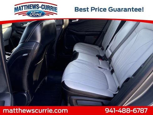 Certified 2025 Ford Escape Platinum w/ Premium Technology Package image 12