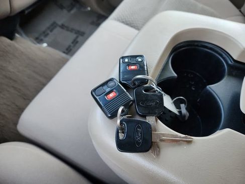 Used 2002 Ford F150 King Ranch RWD image 44