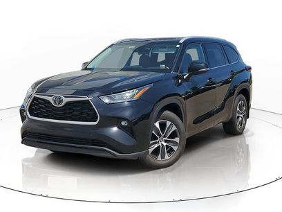 Used 2022 Toyota Highlander XLE