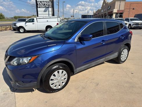 Used 2019 Nissan Rogue Sport S image 7
