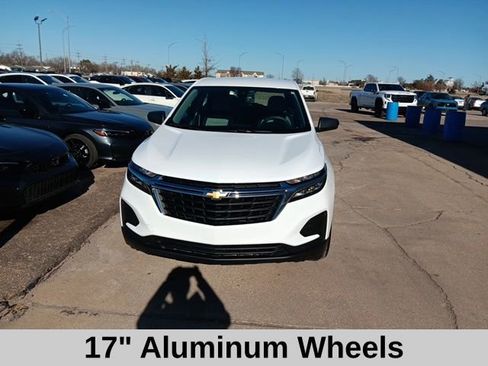 Used 2024 Chevrolet Equinox LS image 10