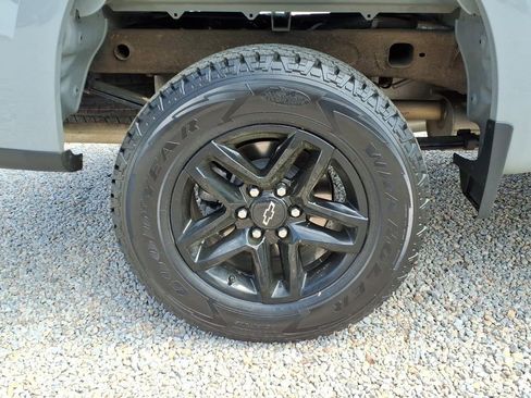 Used 2024 Chevrolet Silverado 1500 Custom Trail Boss image 11