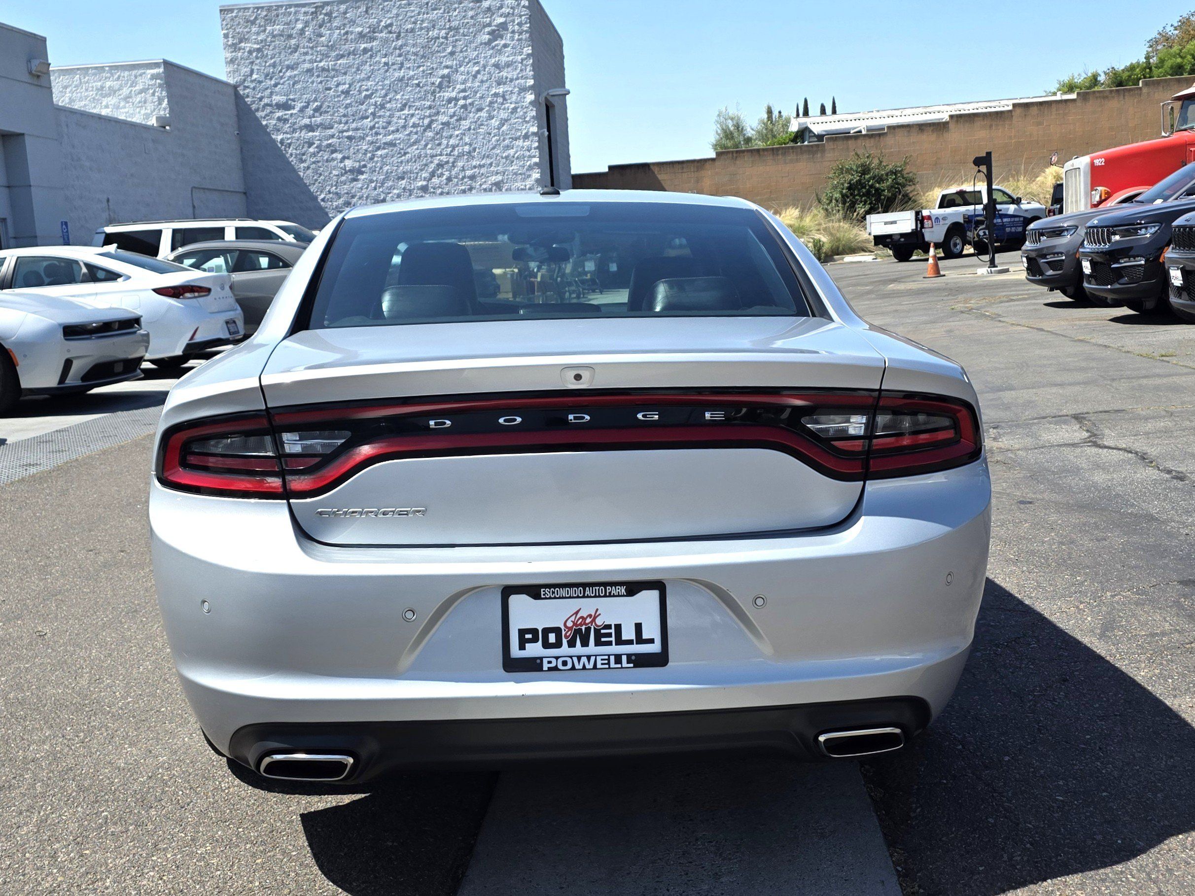 Certified 2021 Dodge Charger SXT w/ Leather Interior Group RWD image 4