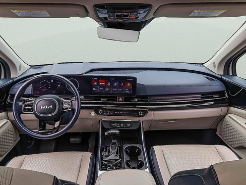Certified 2025 Kia Carnival SX Prestige FWD image 21