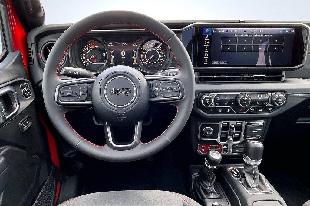 Used 2024 Jeep Wrangler Unlimited Rubicon w/ Safety Group AWD/4WD image 10