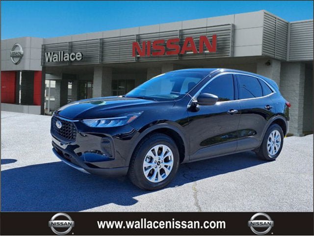 Used 2024 Ford Escape Active AWD/4WD image 1