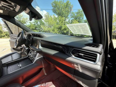 Certified 2023 GMC Yukon Denali AWD/4WD image 29