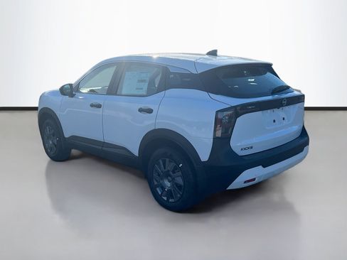 Used 2026 Nissan Kicks S FWD image 5