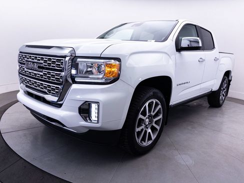 Used 2022 GMC Canyon Denali AWD/4WD image 17