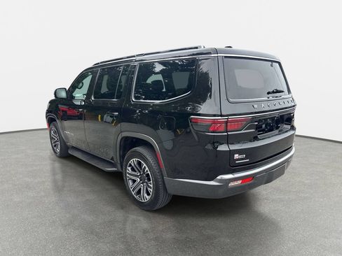 Used 2022 Jeep Wagoneer Series III w/ Convenience Group I AWD/4WD image 6