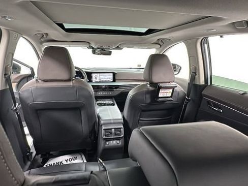 New 2026 Nissan Murano Platinum w/ Cargo Package AWD/4WD image 18