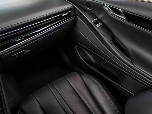 Used 2024 Genesis G80 2.5T image 18