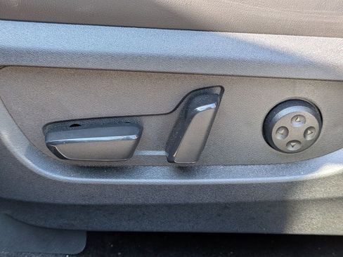 Used 2025 INFINITI QX50 Sport AWD/4WD image 16