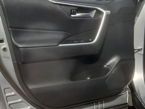 Used 2024 Toyota RAV4 XLE FWD image 10