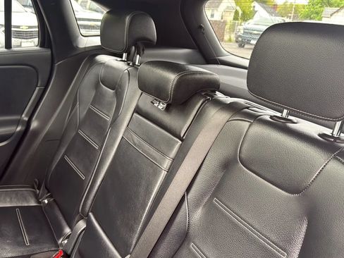 Used 2021 Mercedes-Benz GLA 250 4MATIC image 20