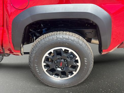 New 2026 Toyota Tacoma TRD Off-Road AWD/4WD image 10