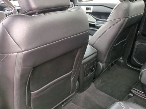 Used 2022 Ford Explorer ST w/ Equipment Group 401A image 18