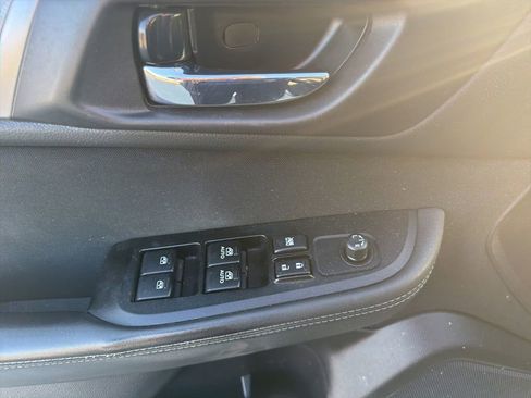 Used 2017 Subaru Outback 2.5i Premium image 14