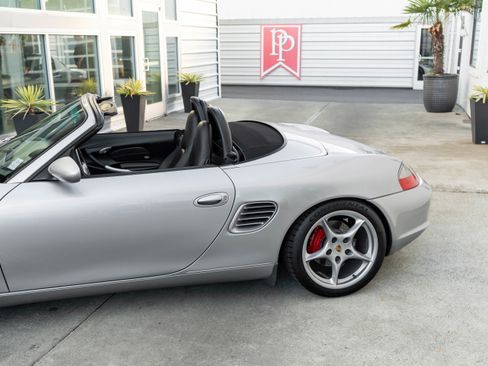Used 2003 Porsche Boxster S image 5