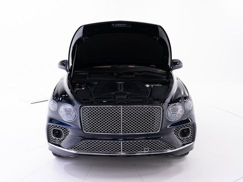 Certified 2021 Bentley Bentayga image 47