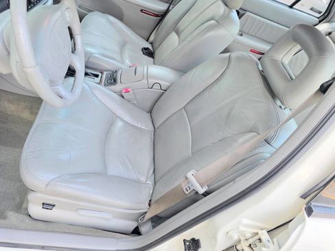 Used 2001 Buick Regal GS w/ Prestige Pkg image 26