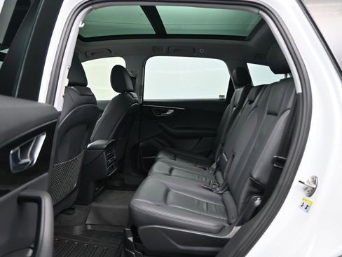 Used 2022 Audi Q7 3.0T Premium Plus image 29