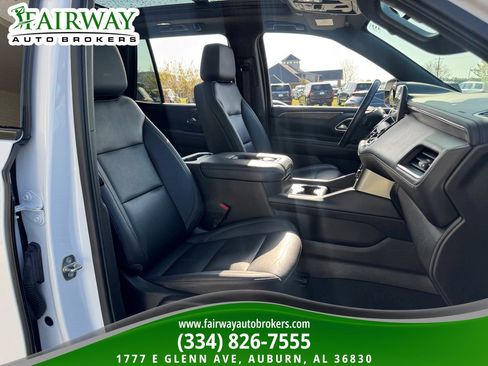 Used 2022 Chevrolet Tahoe Z71 w/ Luxury Package image 12