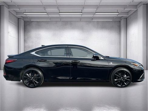Certified 2023 Lexus ES 350 F Sport image 2