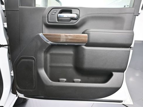 Used 2022 Chevrolet Silverado 2500 LT AWD/4WD image 46