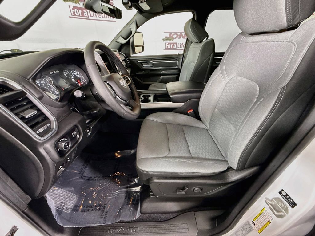 Used 2025 RAM 1500 Big Horn AWD/4WD image 26