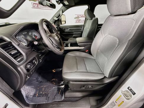 Used 2025 RAM 1500 Big Horn AWD/4WD image 26