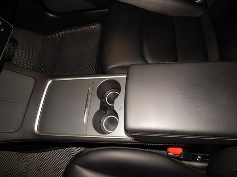 Used 2022 Tesla Model 3 Long Range image 20