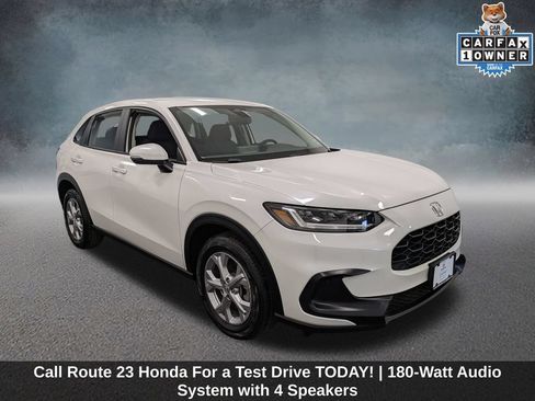 Certified 2025 Honda HR-V LX image 3
