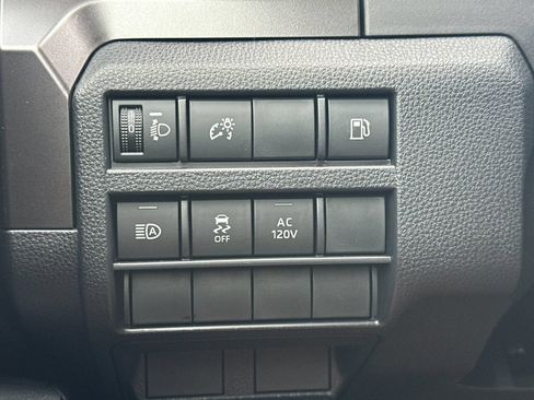 Used 2025 Toyota 4Runner TRD Off-Road AWD/4WD image 36